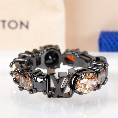 Louis vuitton m1202l light - louis, lv